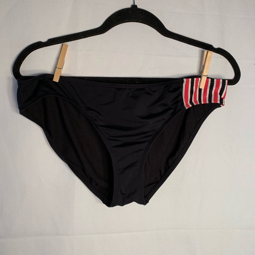 Cole bikini bottom size L in black & side stripes